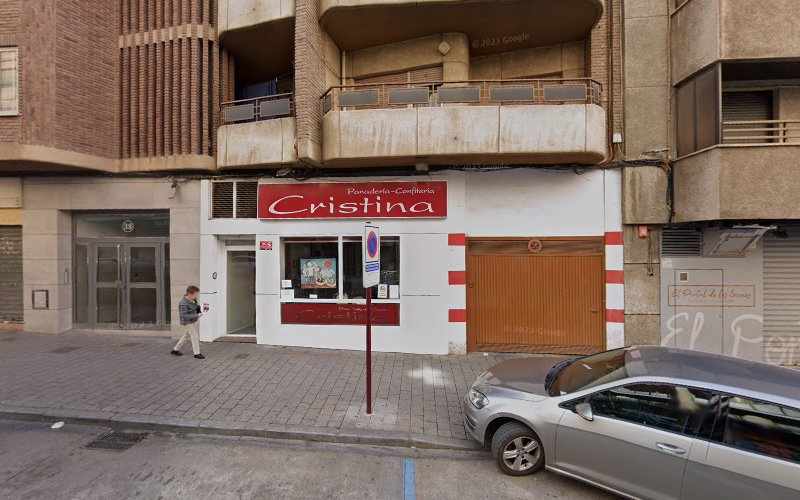Fotografia tomada fuera de Panadería - Confitería Cristina - Panadería en Albacete, Albacete