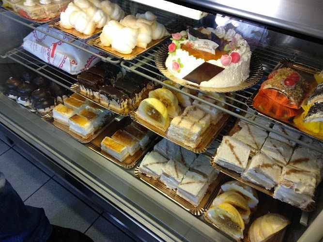 Fotografia tomada fuera de DULCE ANDARAX MANTECADOS DE LAUJAR - Tienda de productos navideños en Laujar de Andarax, Almería