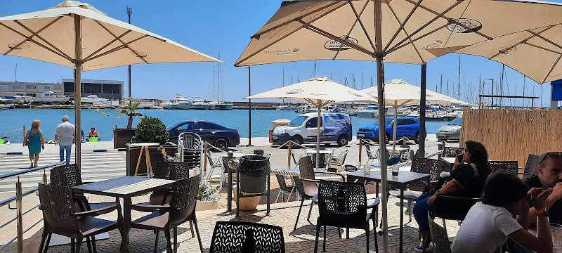 Fotografia tomada fuera de VANOFY - cafeterías en Playa, Valencia
