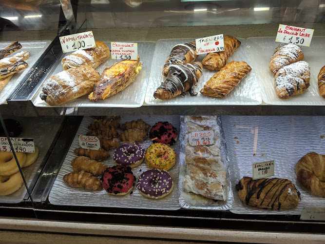 Fotografia tomada fuera de Forn Sant Josep - Bakery en El Palmar, Valencia
