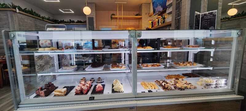 Fotografia tomada fuera de Cafetería Pastelería Pinto's bakery - Panadería en Pinto, Madrid