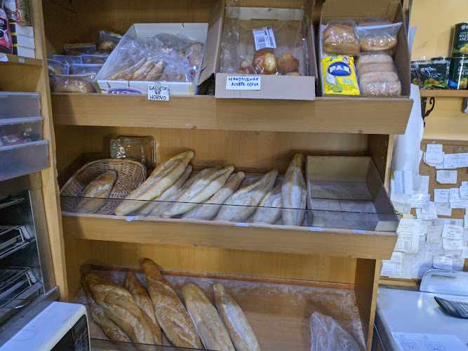 Fotografia tomada fuera de El Horno Otura - Panadería en Otura, Granada