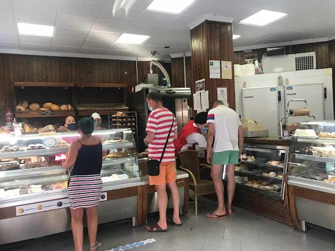 Fotografia tomada fuera de Pastelería Panadería Ortiz - Panadería en Torre del Mar, Málaga