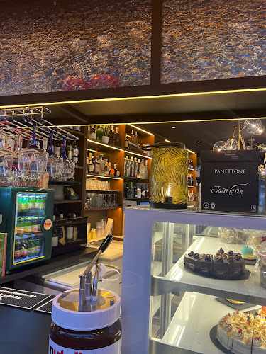 Fotografia tomada fuera de Panettone Café Juanfran Asencio Elche - cafeterías en Elche, Alicante