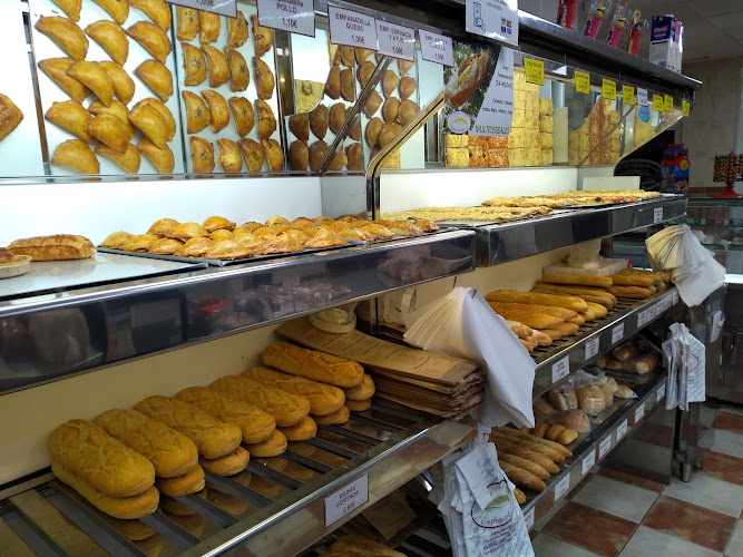 Fotografia tomada fuera de Panadería y Pastelería La Espiga De Oro (T.7) - Panadería en Elche, Alicante