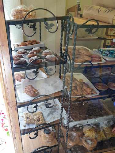 Fotografia tomada fuera de Forn Panaderia - Panadería en Elche, Alicante