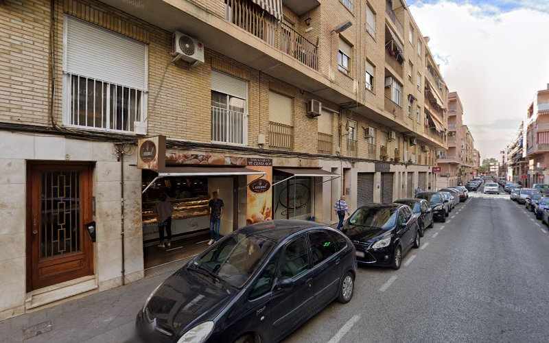 Fotografia tomada fuera de Panaderia Caramel - Panadería en Elche, Alicante
