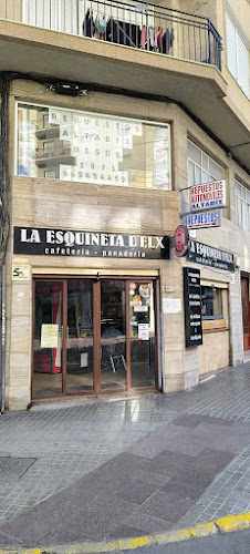 Fotografia tomada fuera de La Esquineta D'Elx - Bakery en Elche, Alicante