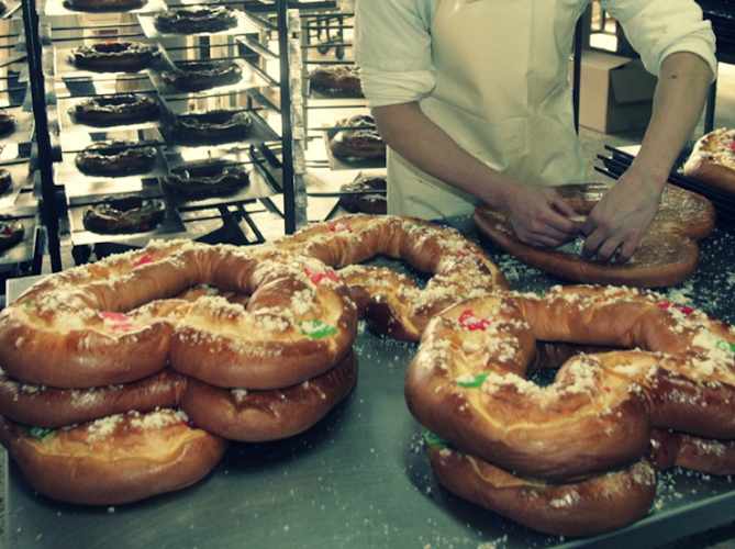 Fotografia tomada fuera de LOZANO EXPEDICIÓN, S. L. - Pastelería en Elche, Alicante