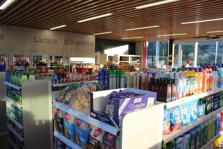 Fotografia tomada fuera de Estaciones de Servicio EXNOR-REPSOL SANXENXO - Gasolinera en Fontoira, Pontevedra