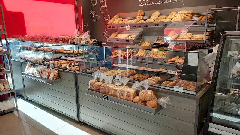 Fotografia tomada fuera de Panishop - Panadería en Madrid, Madrid
