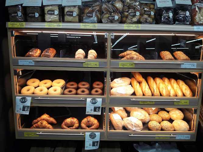 Fotografia tomada fuera de VALVI BANYOLES - Supermercat en Banyoles, Girona