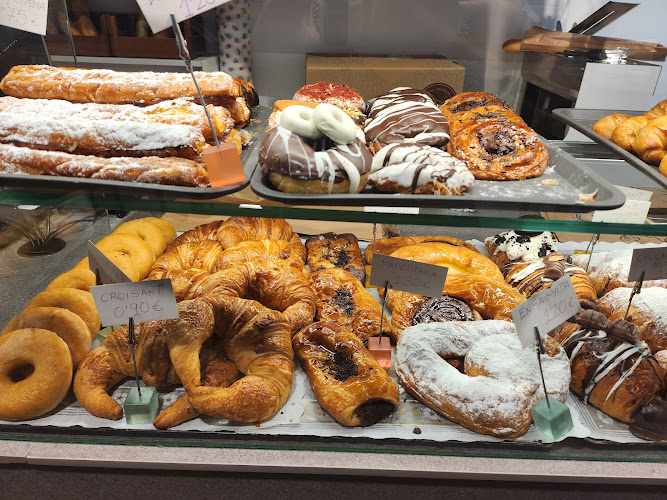 Fotografia tomada fuera de Forn Daudí - Forn de pa en Badalona, Barcelona