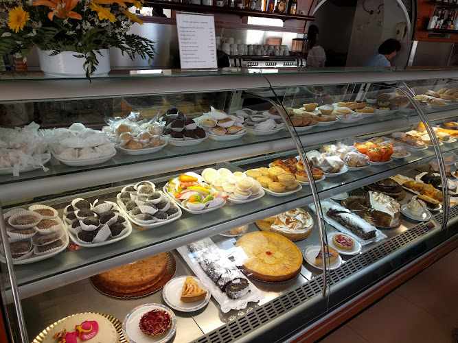 Fotografia tomada fuera de Pastelería Panadería La Artesana - Pastelería en Ayamonte, Huelva