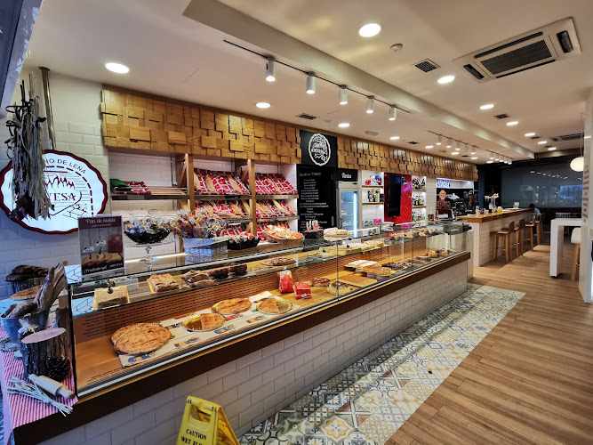 Fotografia tomada fuera de Panadería A Devesa S.L. Marín - Panadería en Marín, Pontevedra