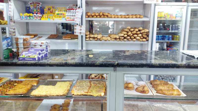 Fotografia tomada fuera de El Parquet Panadería y Bollería - Forn de pa en Crevillent, Alicante