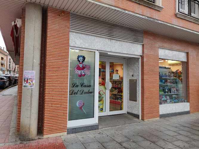 Fotografia tomada fuera de La Casa del Dulce - Kiosco en Cistérniga, Valladolid