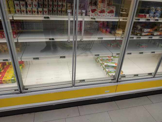 Fotografia tomada fuera de Supermercados Alimerka - Supermercado en Avilés, Asturias
