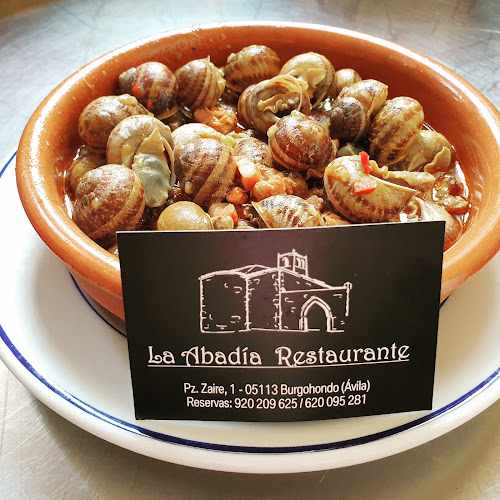Fotografia tomada fuera de RESTAURANTE LA ABADÍA - restaurantes en Burgohondo, Ávila