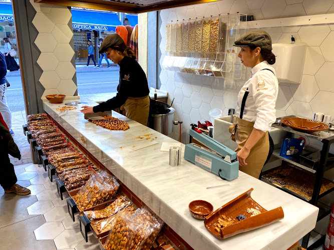 Fotografia tomada fuera de Sabor a España - Tienda de delicatessen en Ronda, Málaga
