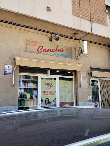 Fotografia tomada fuera de Panadería Concha - Forn de pa en Novelda, Alicante