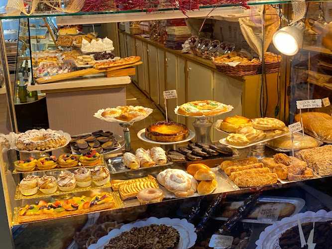Fotografia tomada fuera de Pastisseria Paic - Pastisseria en Barcelona, Barcelona