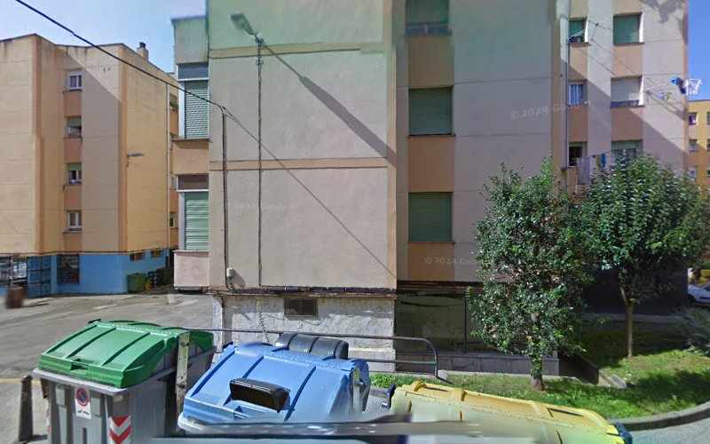 Fotografia tomada fuera de Los Aceviños Panafetería - Pastelería en Santander, Cantabria