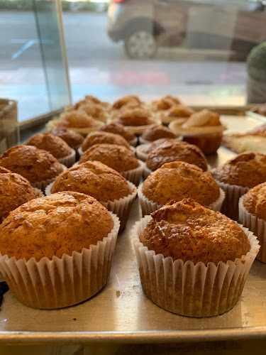 Fotografia tomada fuera de Forn i Pastisseria Prat - Forn de pa en Manlleu, Barcelona