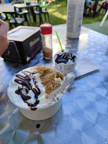 Fotografia tomada fuera de Helados Antón Martín - Heladería en Losar de la Vera, Cáceres