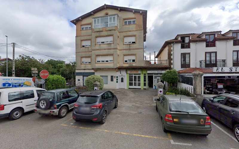 Fotografia tomada fuera de Panaderia Villaverde - Panadería en Villaverde de Pontones, Cantabria