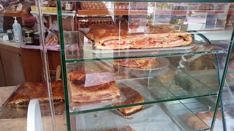 Fotografia tomada fuera de Tahona La Rosca - Pastelería en Valladolid, Valladolid