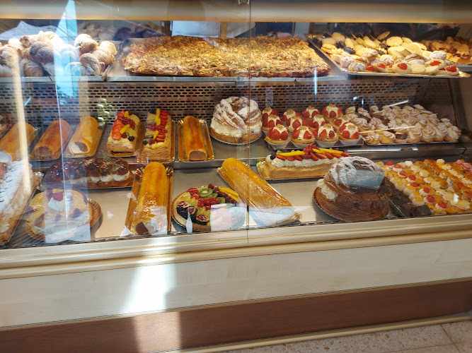 Fotografia tomada fuera de Rovira Forners - Panadería en Santpedor, Barcelona