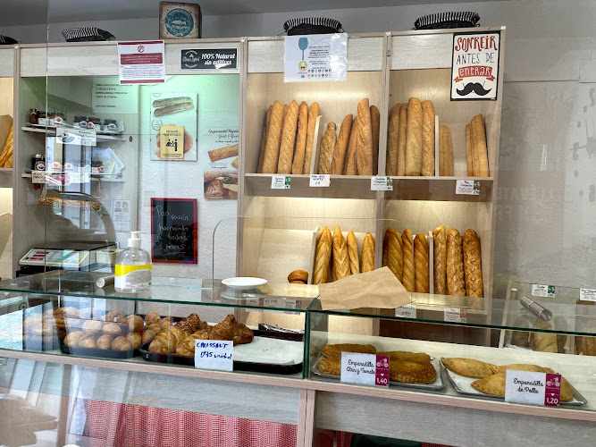Fotografia tomada fuera de La Espiga - Panadería en Santander, Cantabria