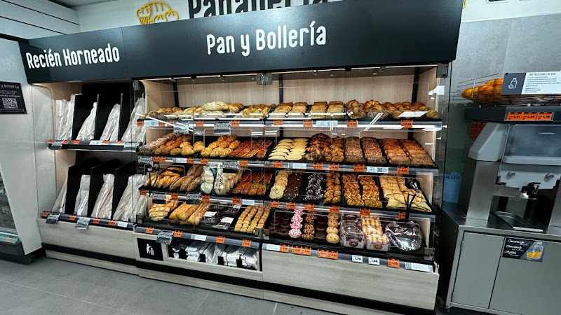 Fotografia tomada fuera de Supermercados Dia - Supermercado en Hoyo de Manzanares, Madrid