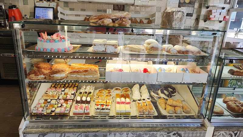 Fotografia tomada fuera de Cafeteria Pereira Pueblo - Cafetería en Salobreña, Granada
