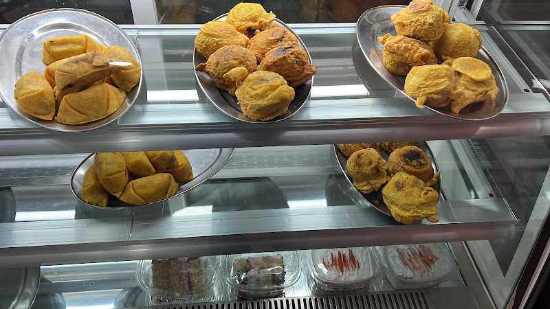 Fotografia tomada fuera de Latinpan - Pastelería en Cornellà de Llobregat, Barcelona