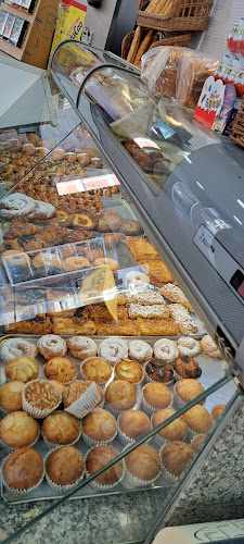 Fotografia tomada fuera de Pa Amb Pa 2010 S.L. - Panadería en Cornellà de Llobregat, Barcelona