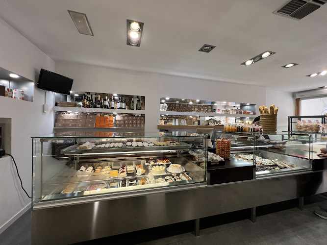 Fotografia tomada fuera de El Diamante - Pastelería en Ciutadella de Menorca, Baleares