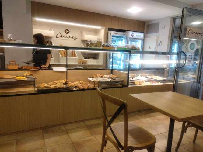 Fotografia tomada fuera de Sucreria Cánovas - Cafetería en Ciutadella de Menorca, Baleares