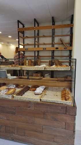 Fotografia tomada fuera de La Rustika - cafeterías en Cerdanyola del Vallès, Barcelona