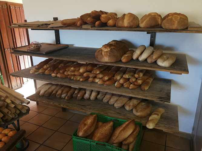 Fotografia tomada fuera de Oneca Estaún A M - Panadería en Artieda, Navarra