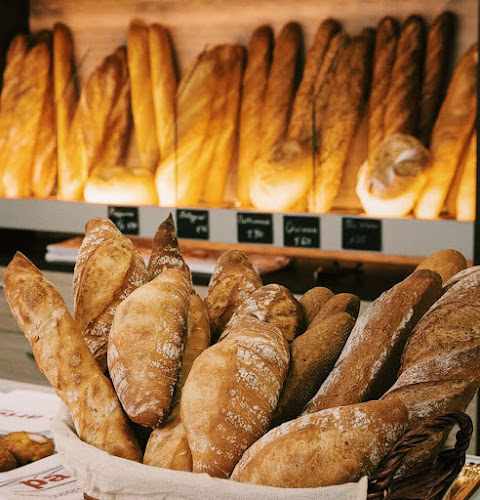 Fotografia tomada fuera de Pa Artesà del Vallès - Panadería en Santa Perpètua de Mogoda, Barcelona