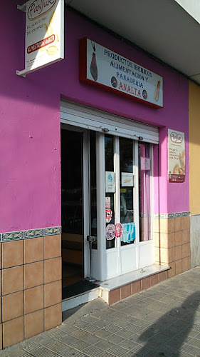 Fotografia tomada fuera de ALIMENTACIÓN ANALTA Productos ibéricos alimentación y panadería. - Panadería en San José de la Rinconada, Sevilla