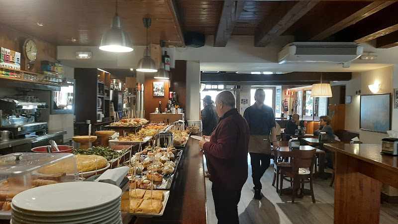 Fotografia tomada fuera de Tauèrna Urtau Arties - restaurantes en Arties, Lérida