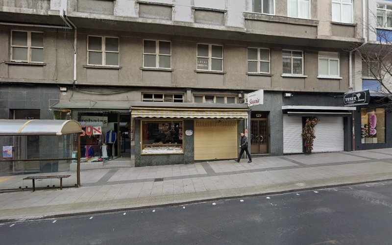 Fotografia tomada fuera de Amelia López Rey - Pastelería en Coruña (A), A Coruña