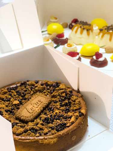 Fotografia tomada fuera de Gustazos Postreria - Tienda de postres en Vitoria-Gasteiz, Álava