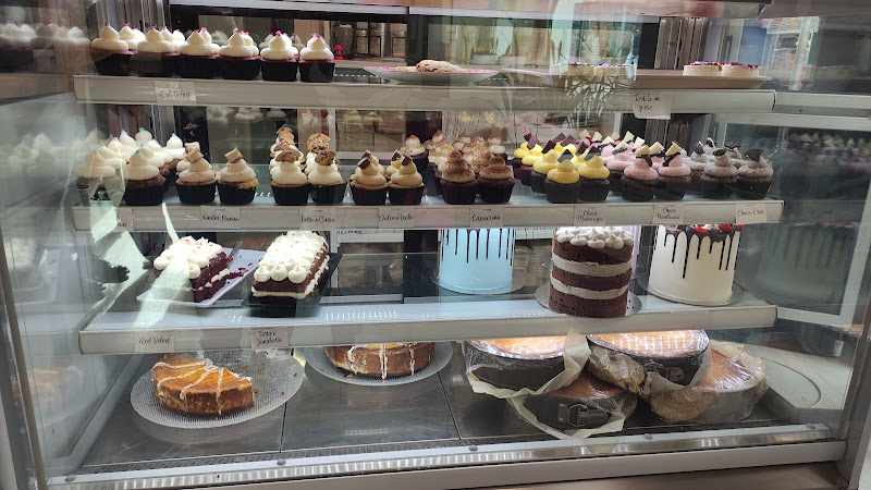 Fotografia tomada fuera de Velvet Bakery - Pastelería en Vitoria-Gasteiz, Álava