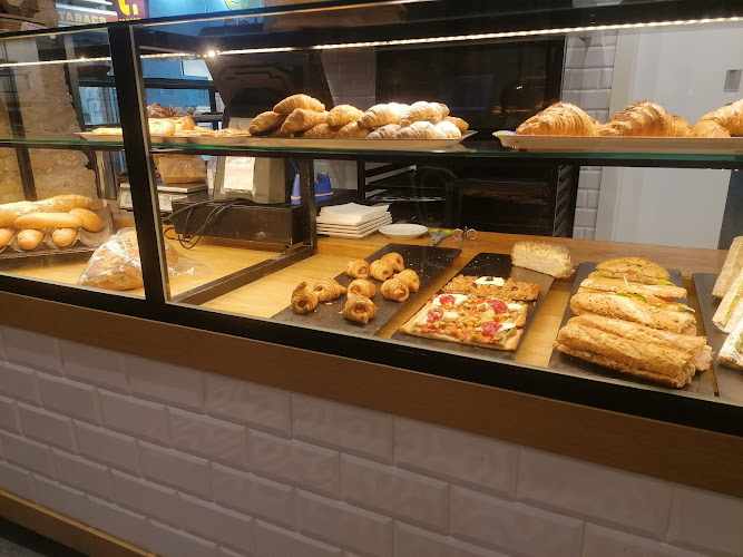 Fotografia tomada fuera de Cafeteria EL Molinet | Lleida - cafeterías en Lleida, Lérida