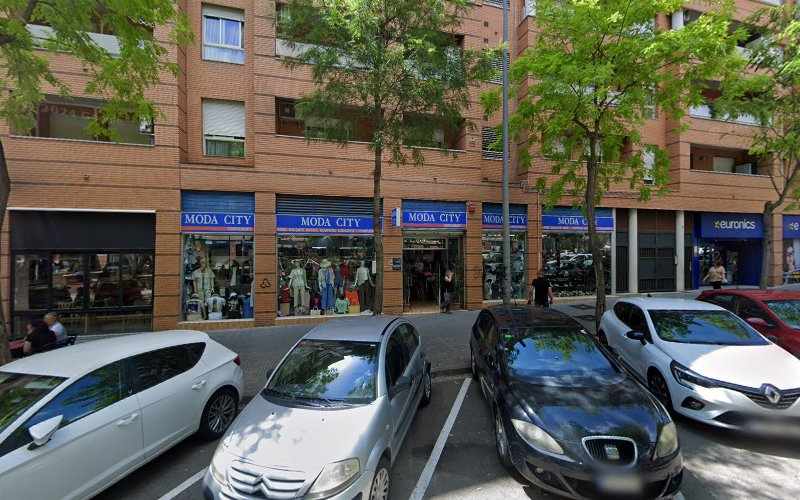 Fotografia tomada fuera de Pans Jj Martorell S L - Panadería en Martorell, Barcelona