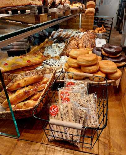 Fotografia tomada fuera de Panet Martorell - Forn de Pa, Pastisseria i Cafeteria - Panadería en Martorell, Barcelona